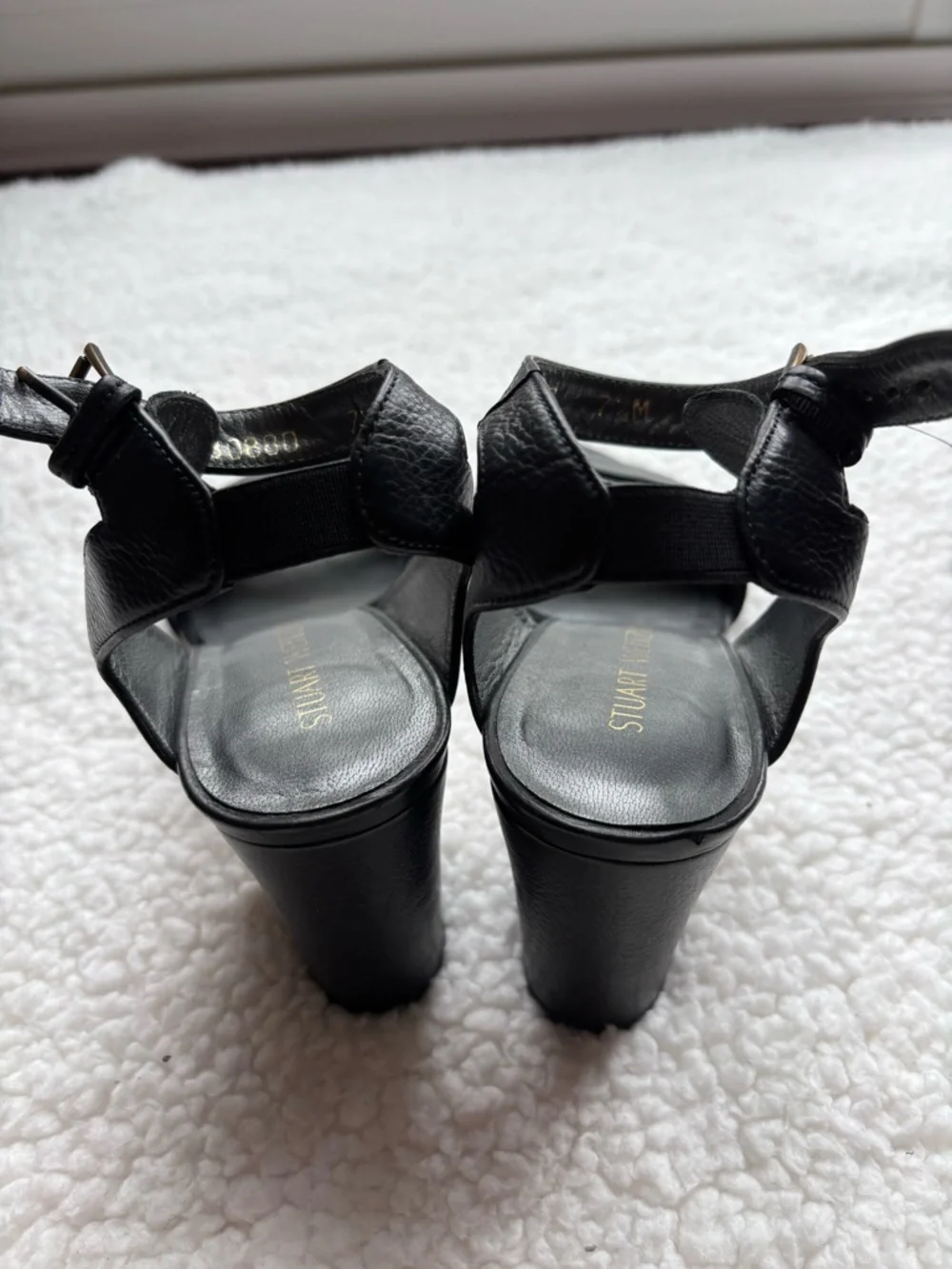 Stuart Weitzman Designer Black Ankle-Strap Block Heel Leather Sandals size 7.5M - Picture 4 of 5